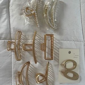 Assorted Gold Hair Clips